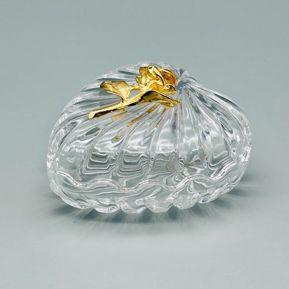 Vintage Italian “Courtenay” Heart Shaped Gold Rose Accented Crystal Trinket Box - Picture 3 of 8
